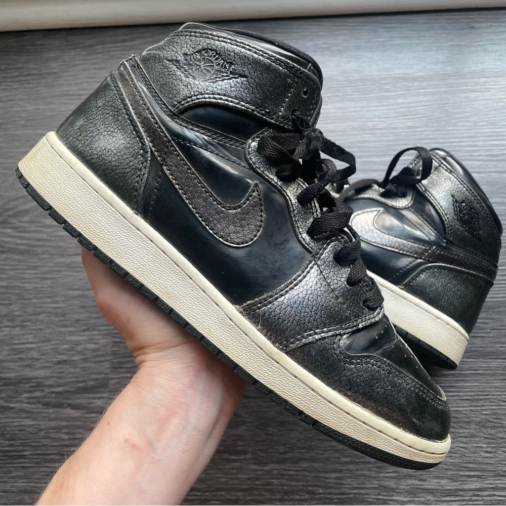 Air Jordan 1 Retro High 'Black Patent' White Nike Sneaker Basketball 7Y 7M 8.5W